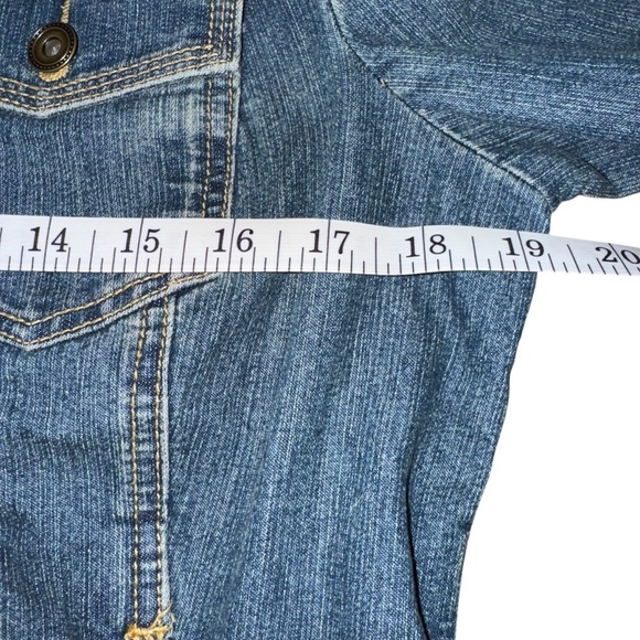 Christopher & Banks Women’s Small Button Up Trucker Denim Jacket Trucker - Picture 7 of 9